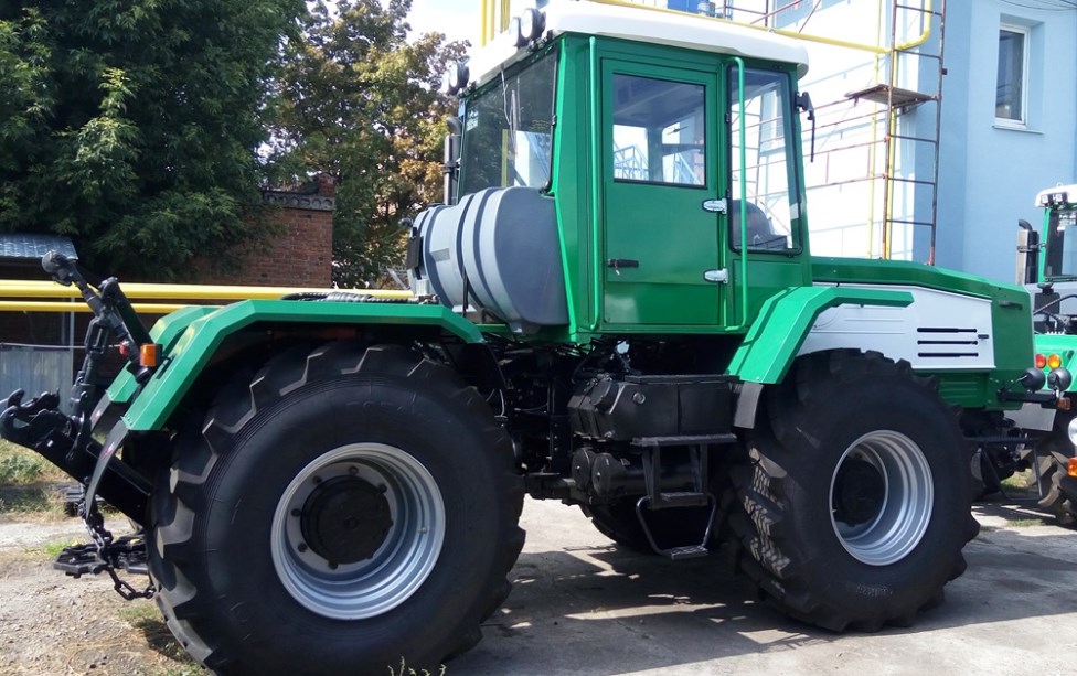 Трактор ХТА-208.1 СХ